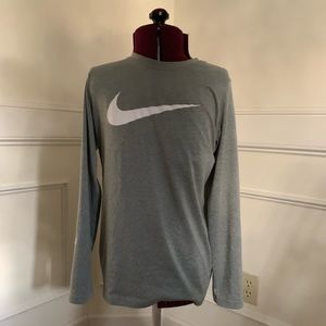 Grey Nike dry fit